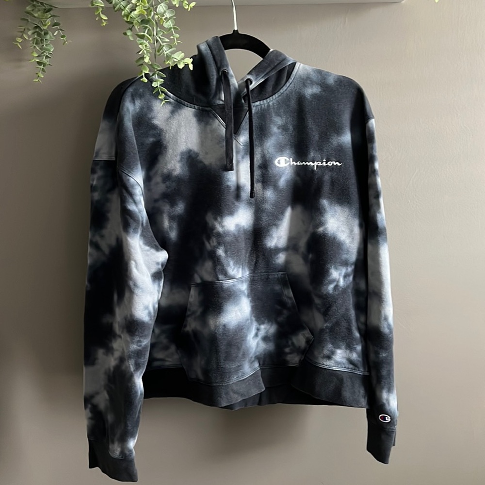 Champion Women's Grey/Black Tie Dye Crop Sweatshirt